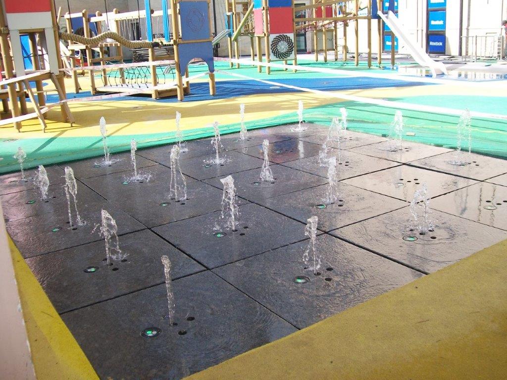 DLF Hub Kids Play Fountain (011)